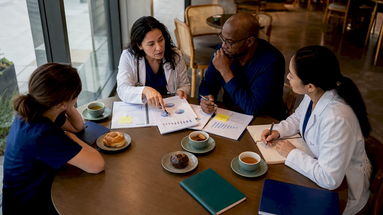 You are currently viewing How to Structure a Healthcare Startup Medical Advisory Board
